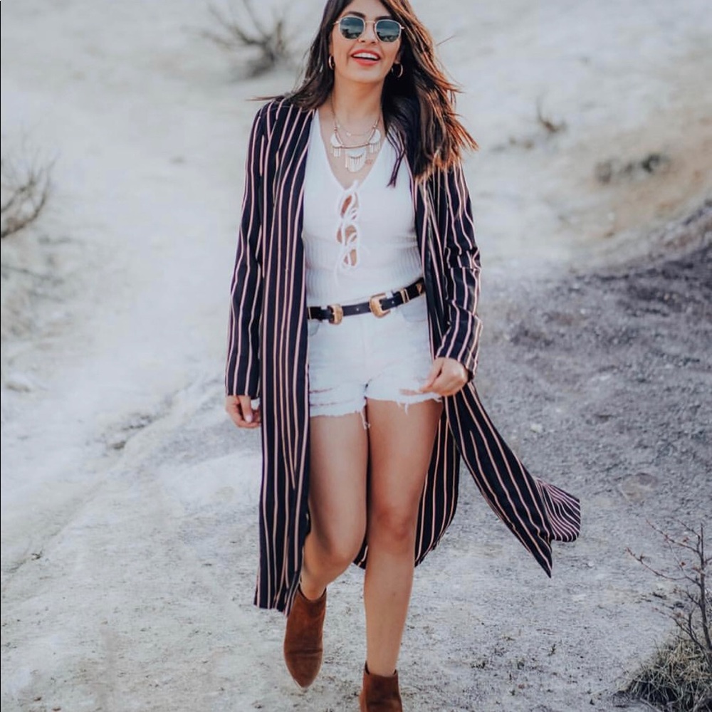 Striped duster - Picture 2 of 2